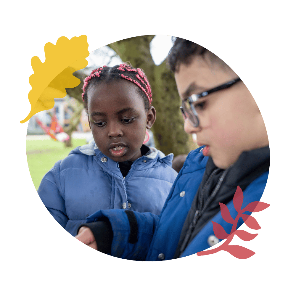 Children on a school trip to Wittenham Clumps