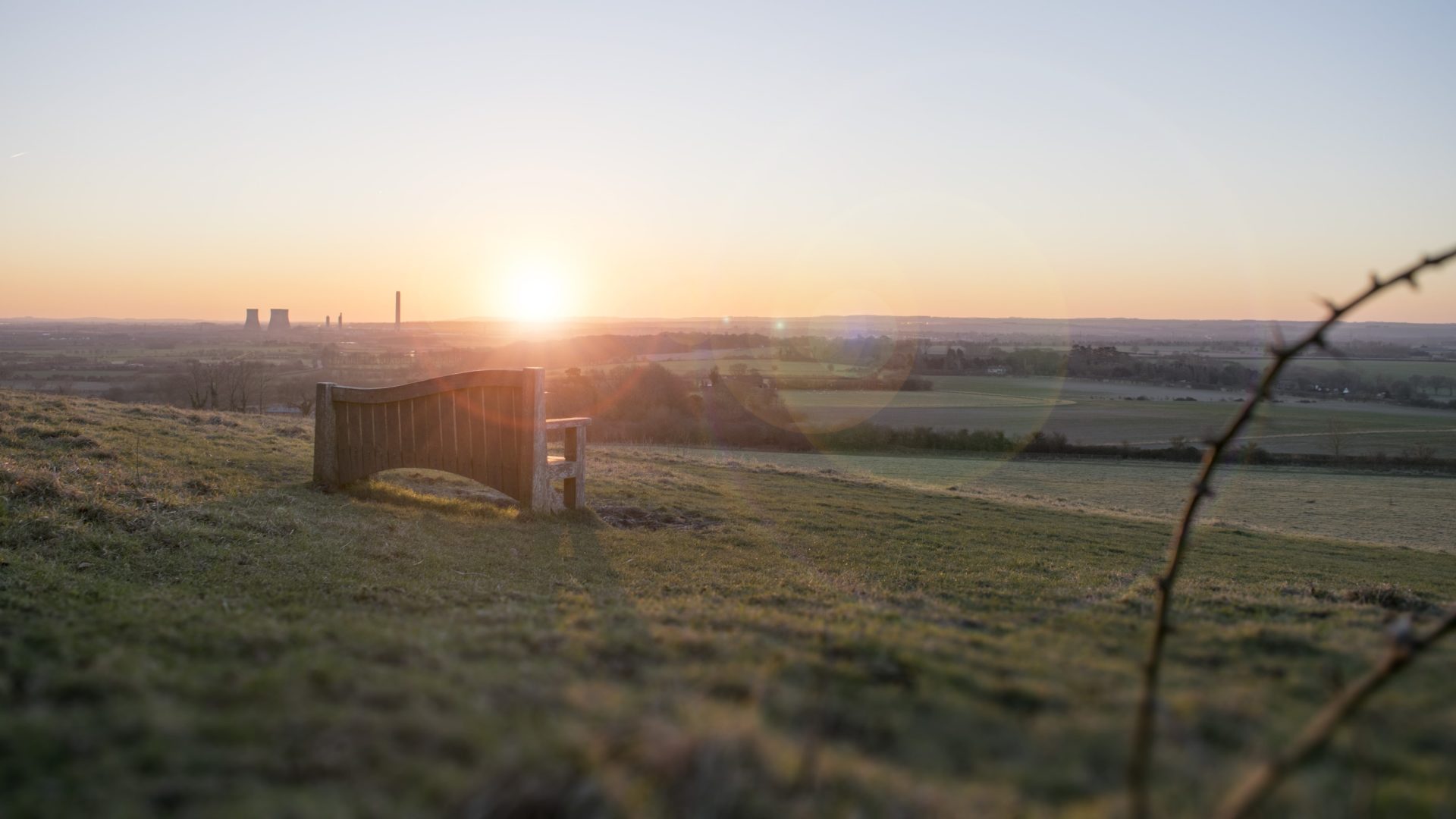 <p>MEMORIAL BENCHES IN GREEN SPACES<br />
Dedicate a bench in memory of your loved one, and help care for the beauty that surrounds it. </p>
